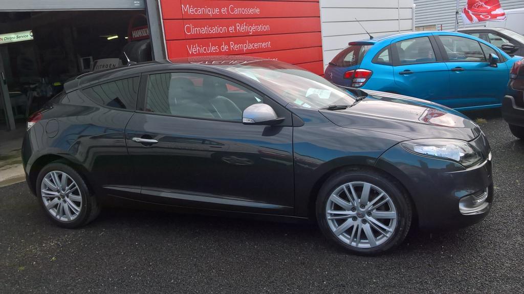 Renault M�gane III Coup� DCI 130 GT Line - Delacour Automobiles