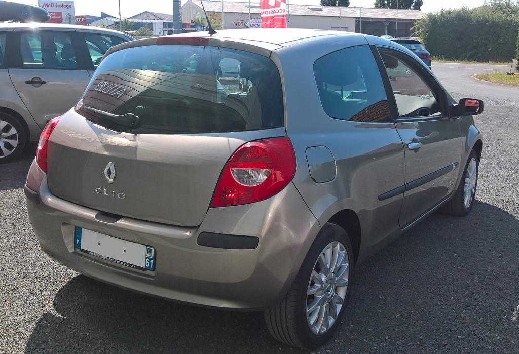 Clio III 2.0l 16v 140 BV6 Exception - Delacour Automobiles