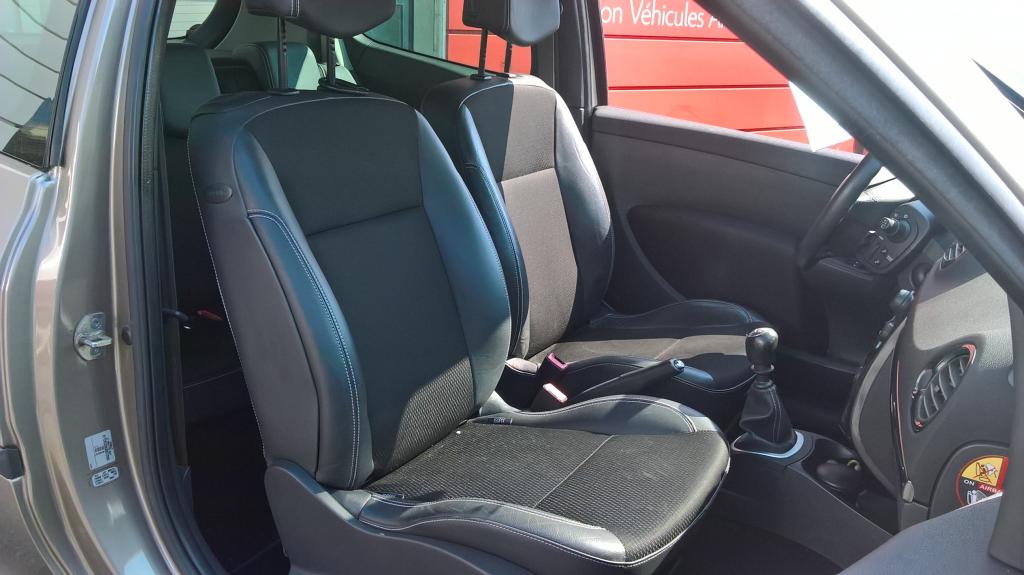 Clio III 2.0l 16v 140 BV6 Exception - Delacour Automobiles