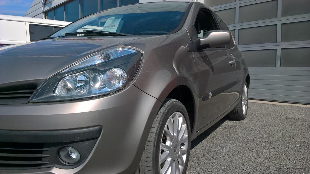 Clio III 2.0l 16v 140 BV6 Exception - Delacour Automobiles